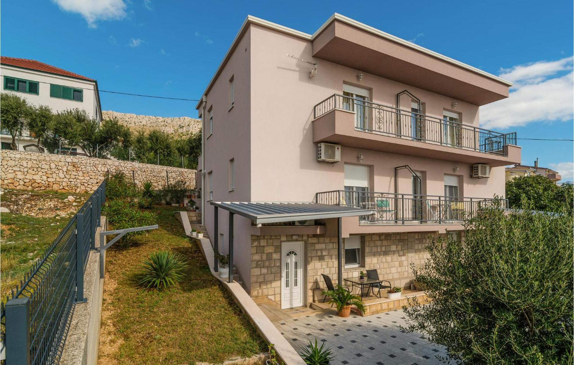 2 Bedroom Awesome Apartment In Mali Rat Sumpetar Ngoại thất bức ảnh